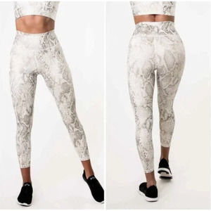 IVL Collective Silver Metallic Snakeskin Print Compression Leggings High Waist